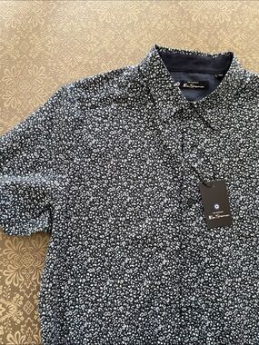 NWT Ben Sherman Navy and White Micro Floral Button-Down Shirt